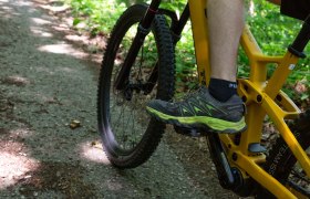 Mountainbiker Detail Schuh am Pedal, © Donau NÖ Tourismus/Barbara Elser