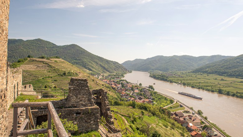 Ruine Hinterhaus, © Robert Herbst