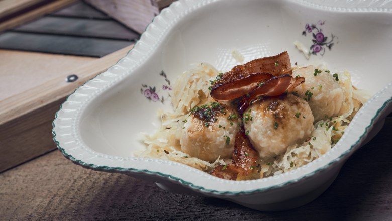 Knödel mit Kraut, © Niederösterreich Werbung/Andreas Hofer