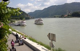 Segway-Fahrer an der Donau, © Donau NÖ/BF